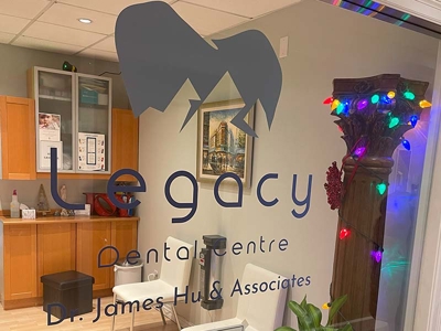 window and wall graphics Photo